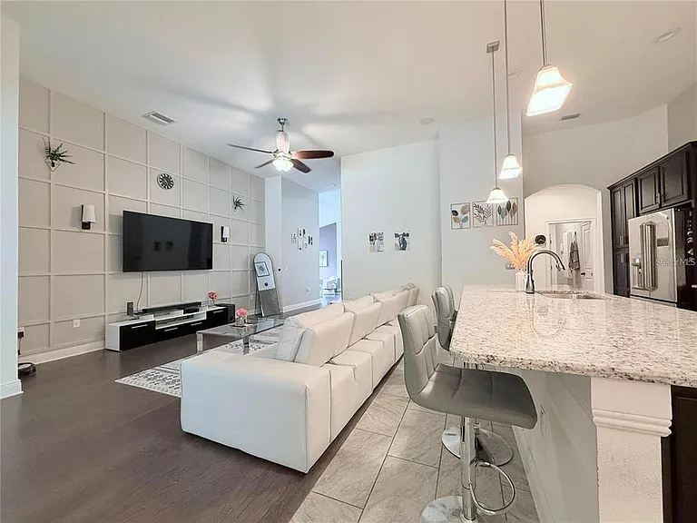 6456 Doe Path Ct — Photo 13
