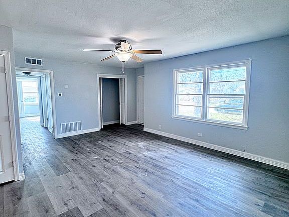 2nd image of 345 16th St SW