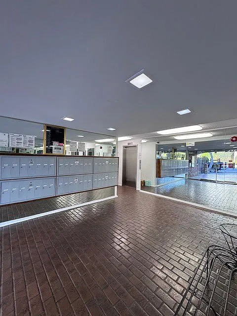 7005 Lanewood Ave — Photo 4