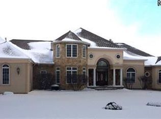 9495 Winterberry Ln, Kirtland Hills, OH