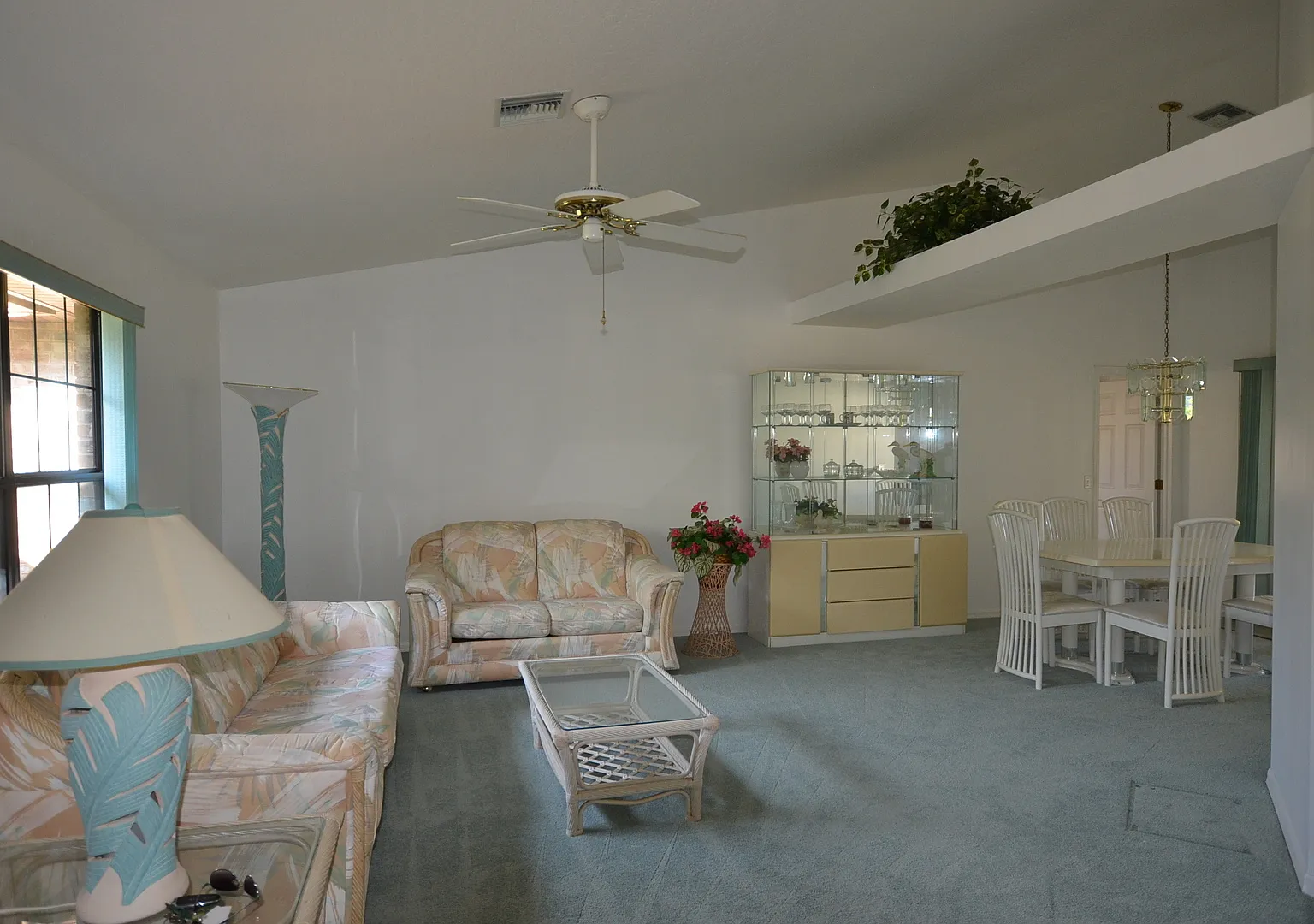 Partially furnished 3/2 — Photo 3