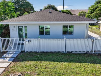 915 S F Street, Lake Worth, FL, 33460