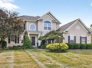 2948 Prairie Dr, Lewis Center, OH 43035