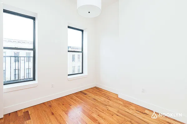 Rented by Nooklyn NYC LLC | media 12