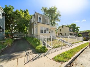 16 Fuller Pl, Irvington, NJ 07111