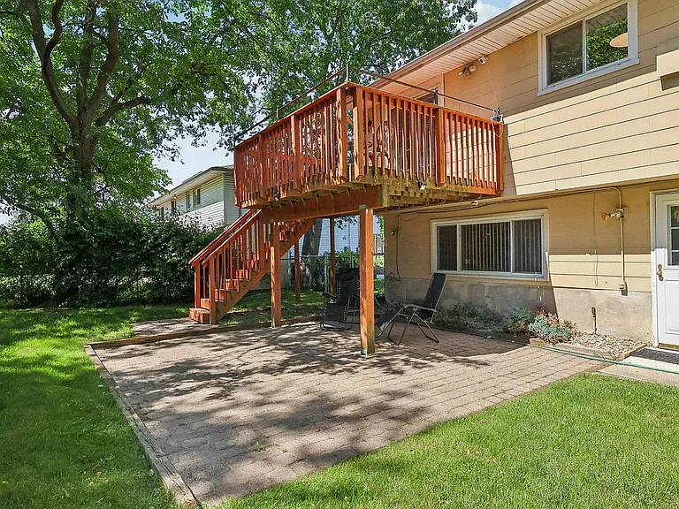 11 Knollwood Dr — Photo 29