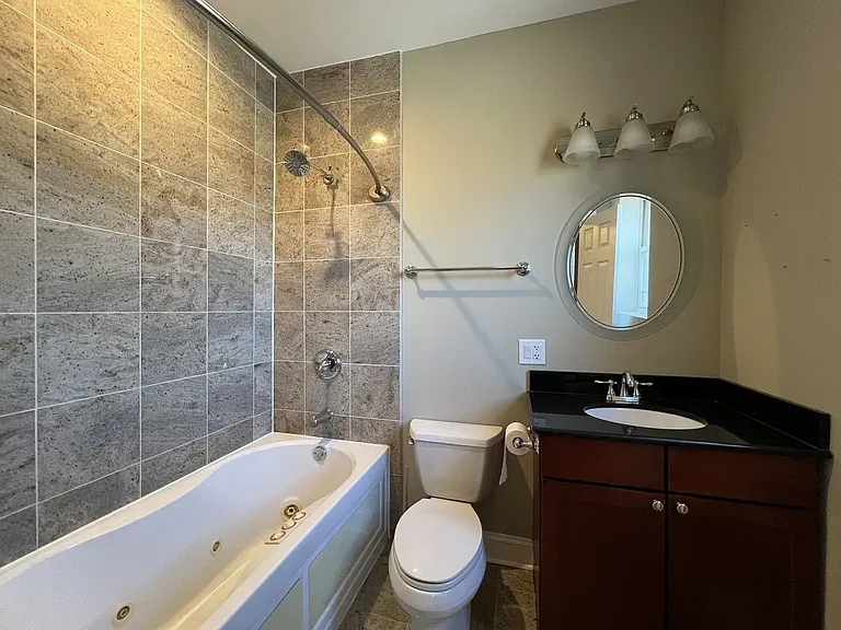 911 Maple Ave #3N — Photo 11