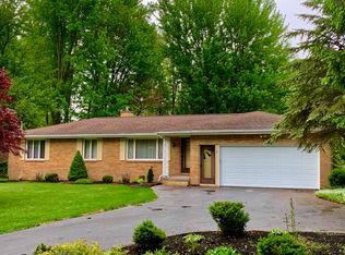 1773 Hopkins Rd, Getzville, NY 14068