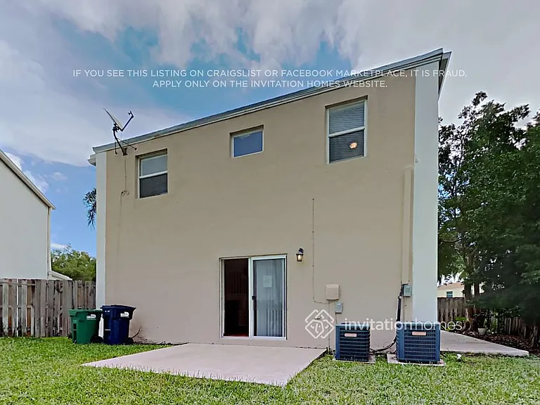 9853 SW 221st St — Photo 17