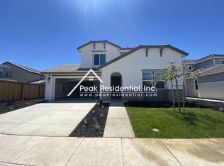8200 Triplefin Way, Elk Grove, CA 95757
