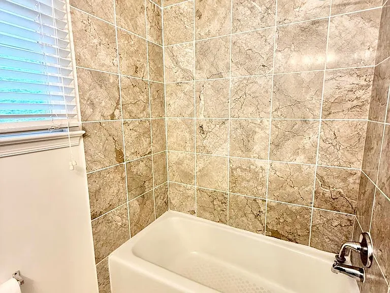 10620 Belmont Blvd — Photo 15