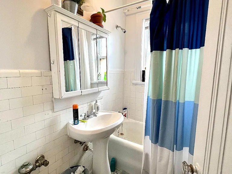 4537 N Paulina St #3B — Photo 7