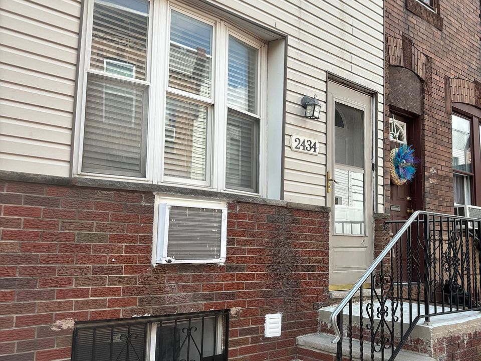 1st image of 2434 S Alder St