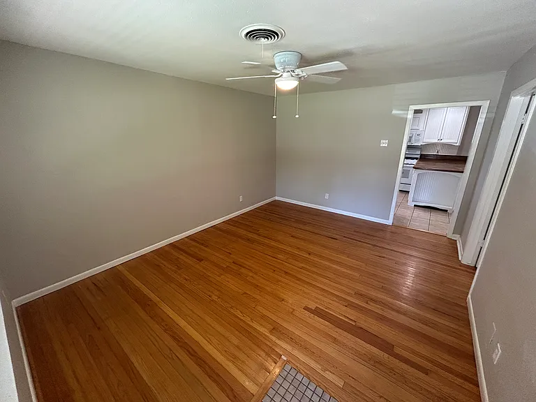 1107 Eric Ave — Photo 13