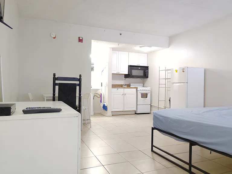 2506 S Ocean Blvd #203 — Photo 2