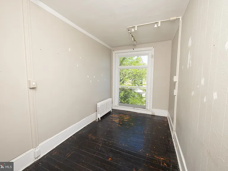 17 W State St #3 — Photo 9