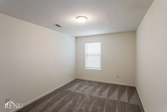 1605 Braeburn Ln — Photo 13