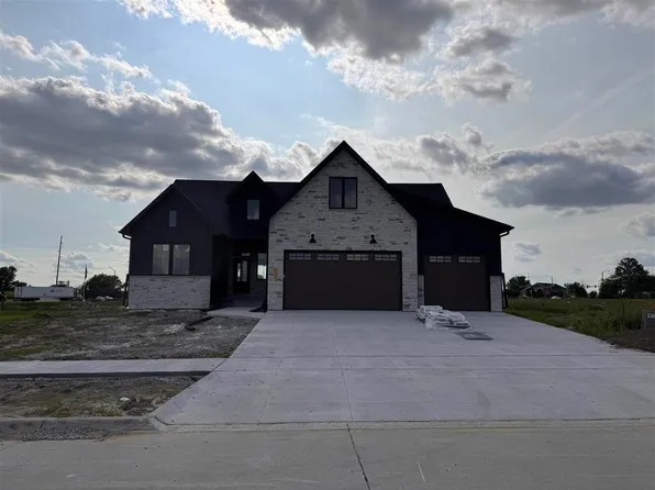 1225 Edward Dr, Northliberty, IA 52317