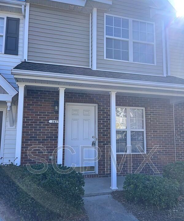 1st image of 3437 Broadwick St