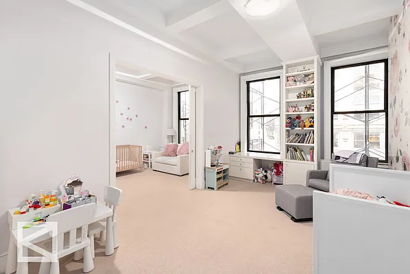 Rented by Douglas Elliman | media 14