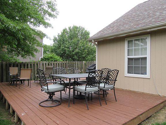 5th image of 512 N Salsbury Ct