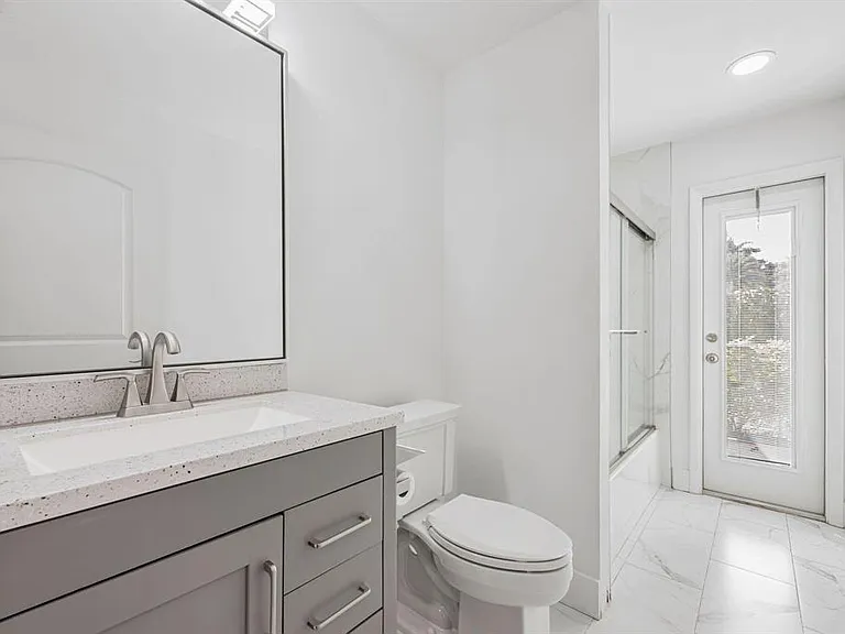 Summertrace Cir — Photo 13