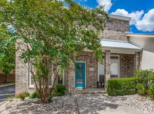77 Oakwell Farms Pkwy, San Antonio, TX 78218