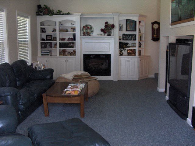 2nd image of 43 Onondaga St