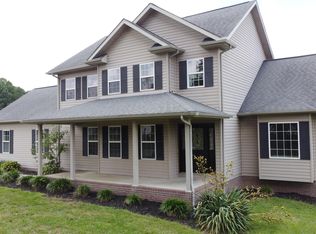 2230 Black Diamond Rd, Corbin, KY 40701