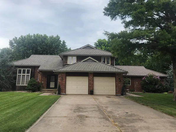 2561 N Cedar Crest Dr, Wichita, KS 67223