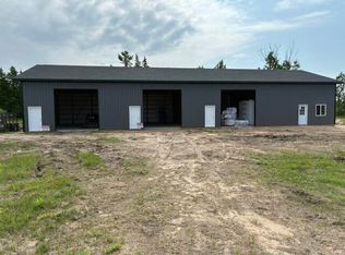 1734 N Dahlia St, Cheboygan, MI 49721