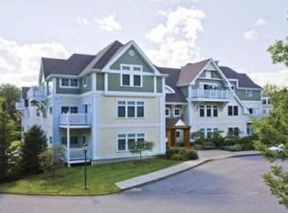 6 Green Way APT 104, Wayland, MA 01778