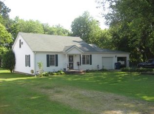 226 Willow Dr, Adamsville, TN 38310