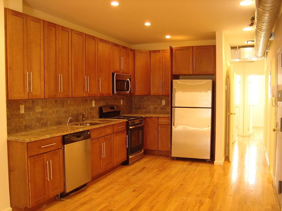 1st image of 317 Canal St #2F