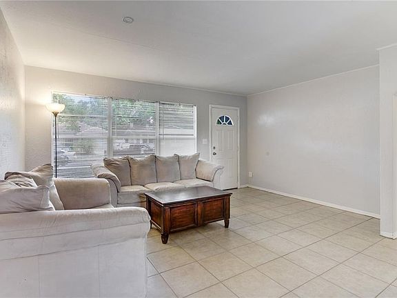 5th image of 5211 3rd Ave S