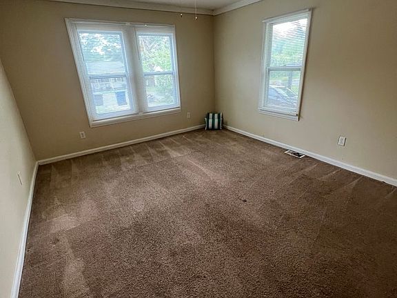 2nd image of 616 W Allison Ave