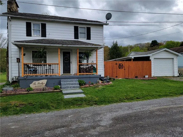 30 Straitiff Rd, Brookville, PA 15825