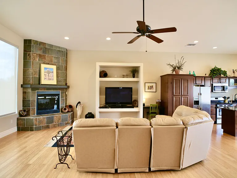 3900 N Camino Blanco #1 — Photo 8