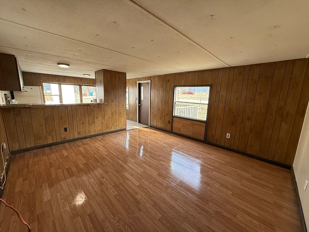 Building Photo - 3628 Carver Rd