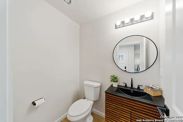 1104 S Gevers St — Photo 11