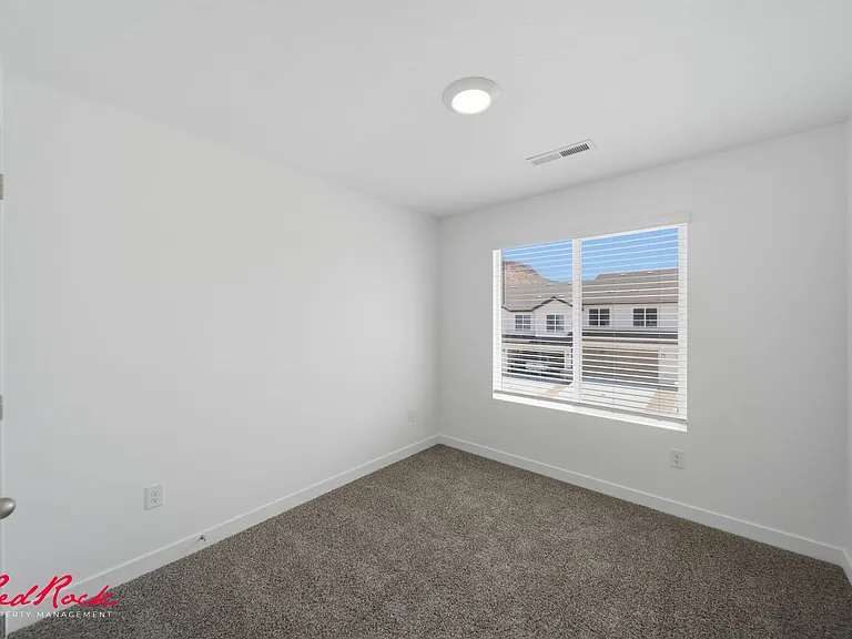 2775 E Rushpink Ln — Photo 25