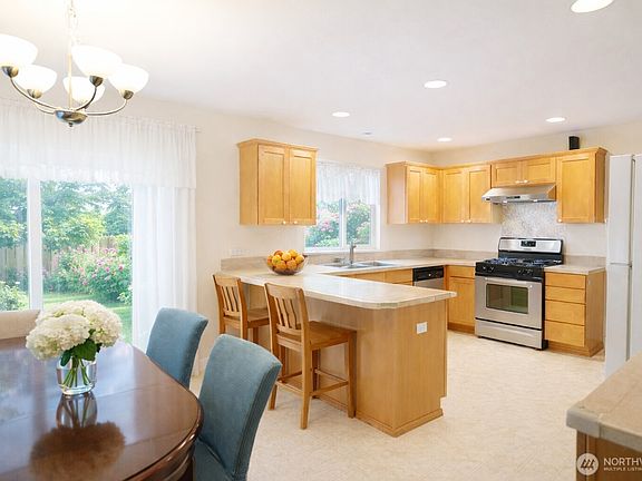 3rd image of 3403 159th St SW #B