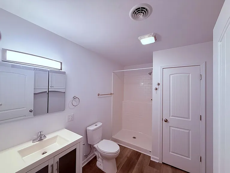 29201 Lee Hwy — Photo 8