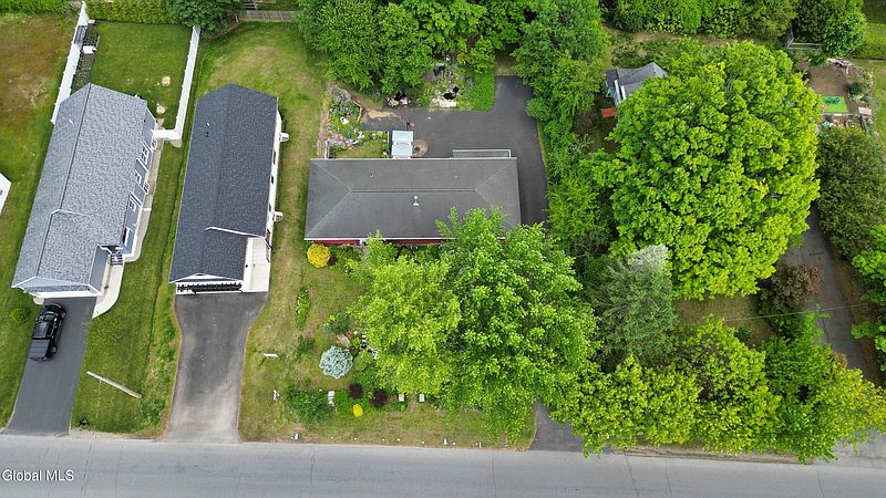 4th image of 5-7 Parkview Avenue