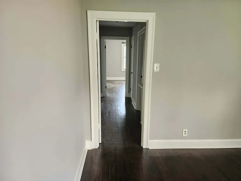 104 Lowe St — Photo 20