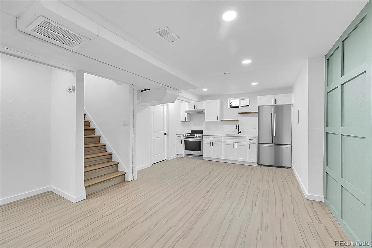 1 bed, 850 sqft, $900 — Photo 2
