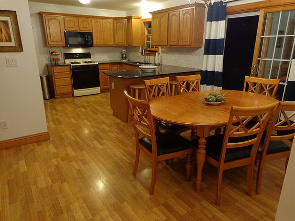 4th image of 1129 Lucas Avenue Ext