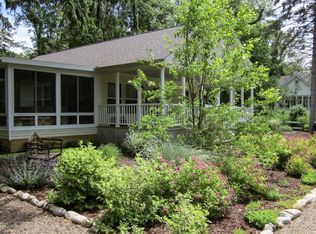 16127 Meadow Dr, Union Pier, MI 49129