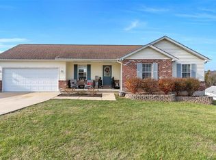 3 Ridgepoint Meadows Dr, Union, MO 63084