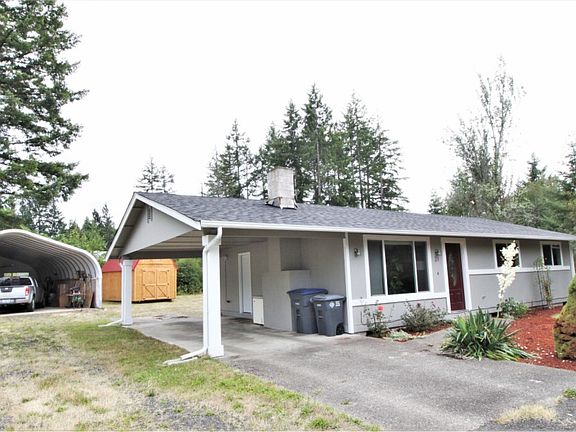 2nd image of 31 SE Valley Ln
